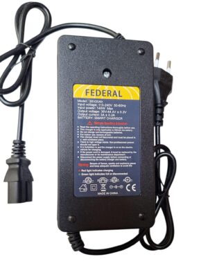 Incarcator 36V-44.4V compatibil vehicule electrice, triciclete, scutere seniori.